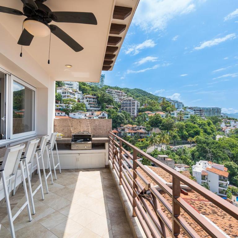 Pinnacle Resorts 220 - Apartamento con vistas al mar - 1