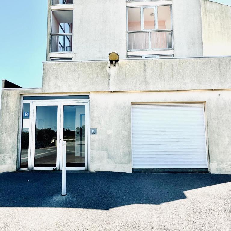 15 min à pieds de la mer- piscine privée- place de parking privée - Appartement 1 Chambre - 10