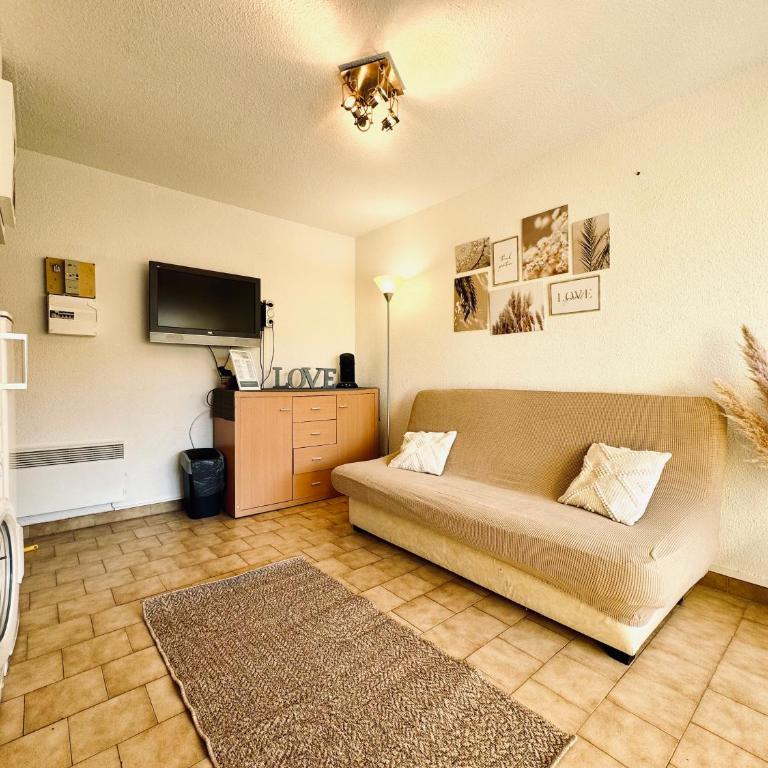 15 min à pieds de la mer- piscine privée- place de parking privée - Appartement 1 Chambre - 9