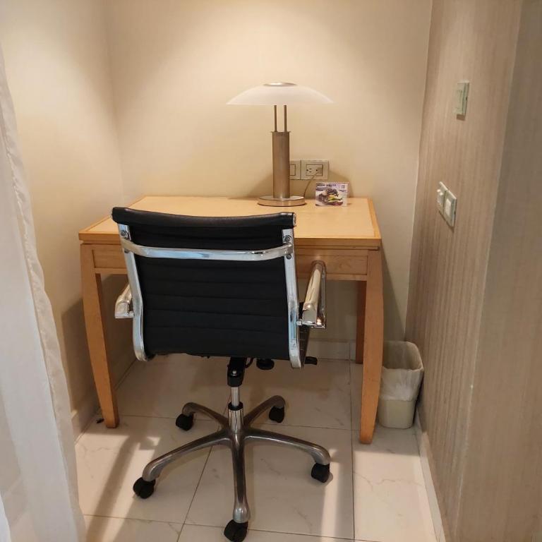Holiday Inn Cuernavaca by IHG - Habitación Estándar con cama extragrande - Adaptada para personas de movilidad reducida - 2