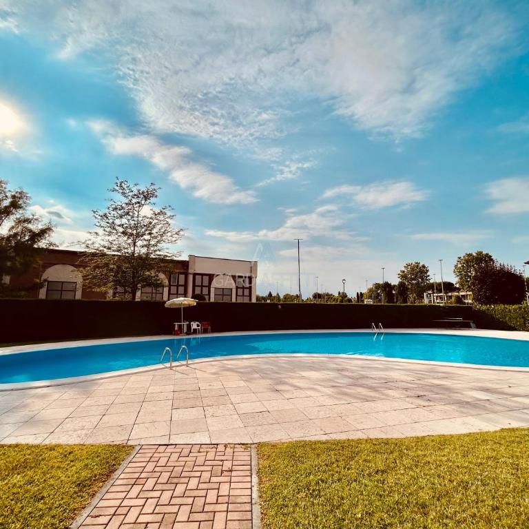 Topazio Apartment - Vista piscina a 150m dal Lago - Appartamento con 1 Camera da Letto - 3