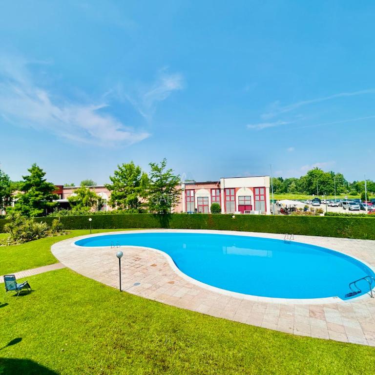 Topazio Apartment - Vista piscina a 150m dal Lago - Appartamento con 1 Camera da Letto - 10