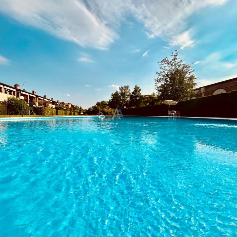 Topazio Apartment - Vista piscina a 150m dal Lago - Appartamento con 1 Camera da Letto - 1