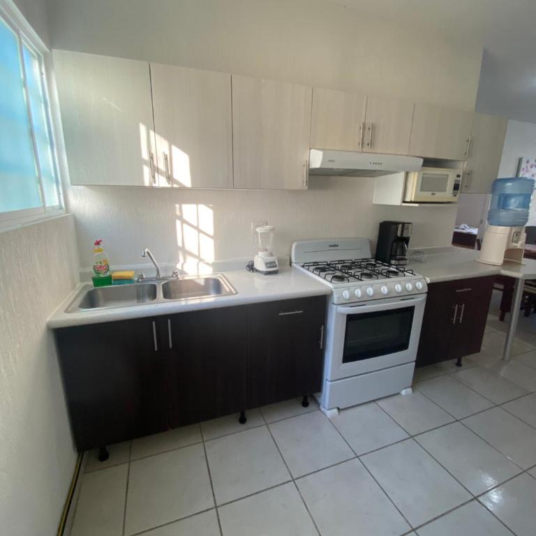 FAMILIAR DEPARTAMENTO EQUIPADO - Apartamento de 2 dormitorios - 7