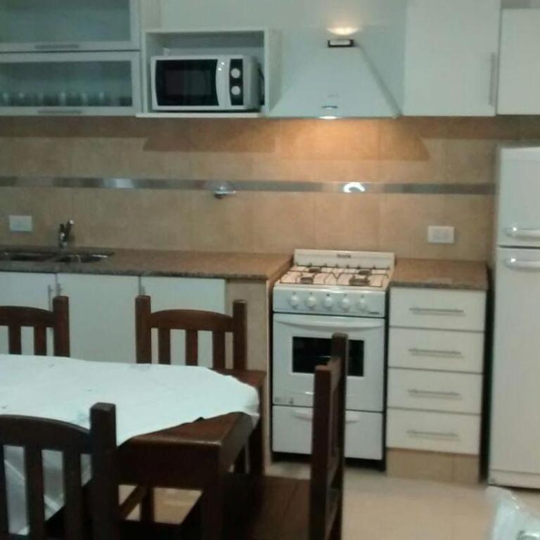 Dptos la familia - Apartamento de 1 dormitorio - 3