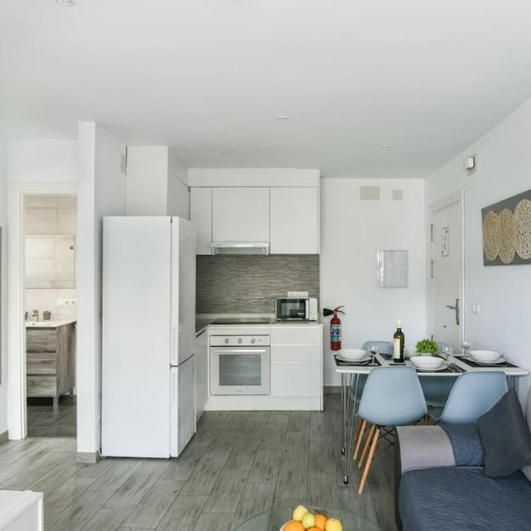 Torremolinos, cómodo apartamento a un paso del centro - Apartamento de 1 dormitorio - 25