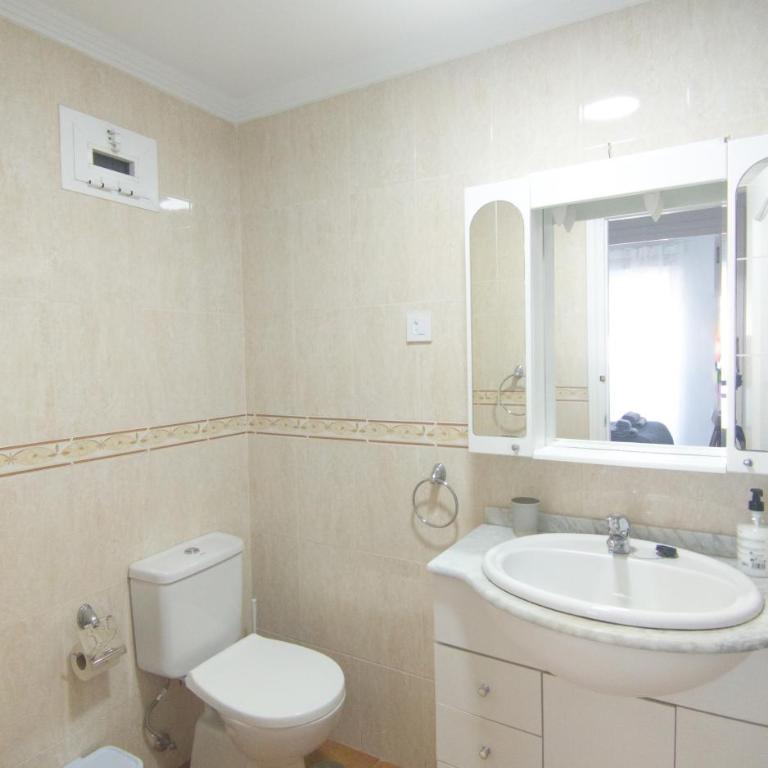 Apartamento Love Torremolinos Centro y Playa - Apartamento de 2 dormitorios - 15
