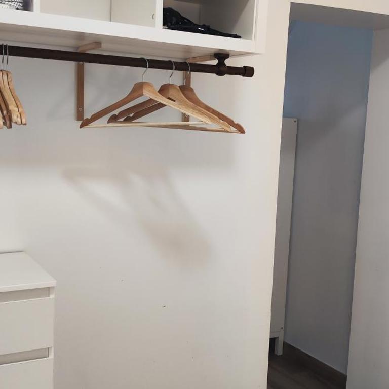 Apartamento entero Junto a Cuatro Caminos con licencia del Ayto de Madrid - Apartamento de 1 dormitorio - 65