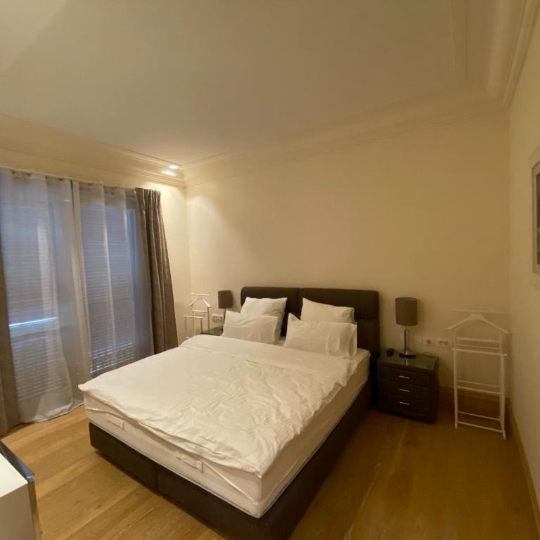 Porto Montenegro Luxury Apartment - One-Bedroom Apartment - 5