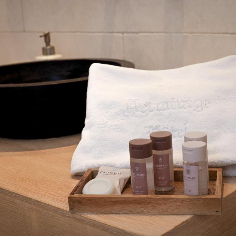 Hôtel Eze Hermitage - Suite with Sea View - 3