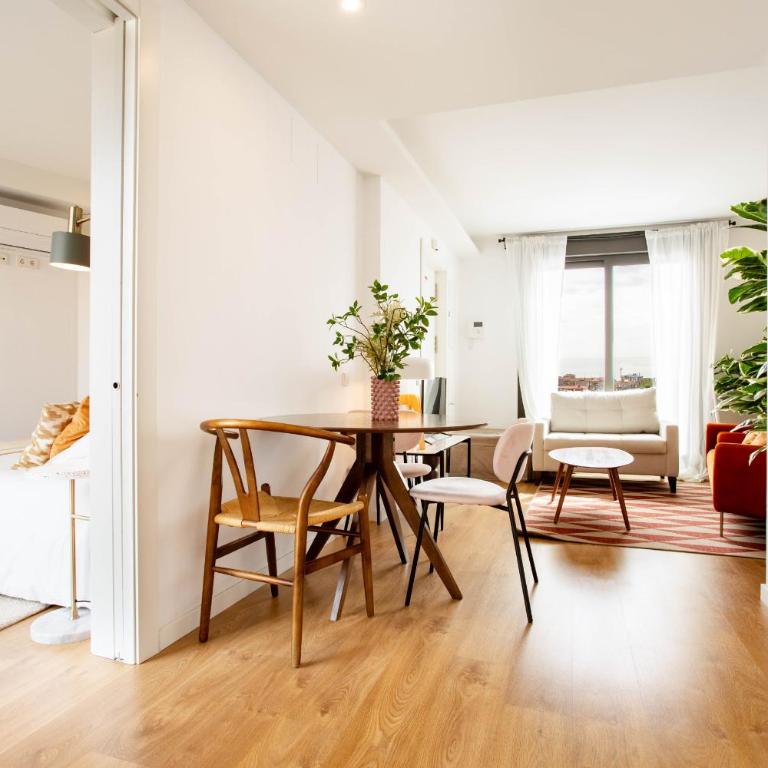 Rubik en Madrid - One Bedroom with Terrace - 11