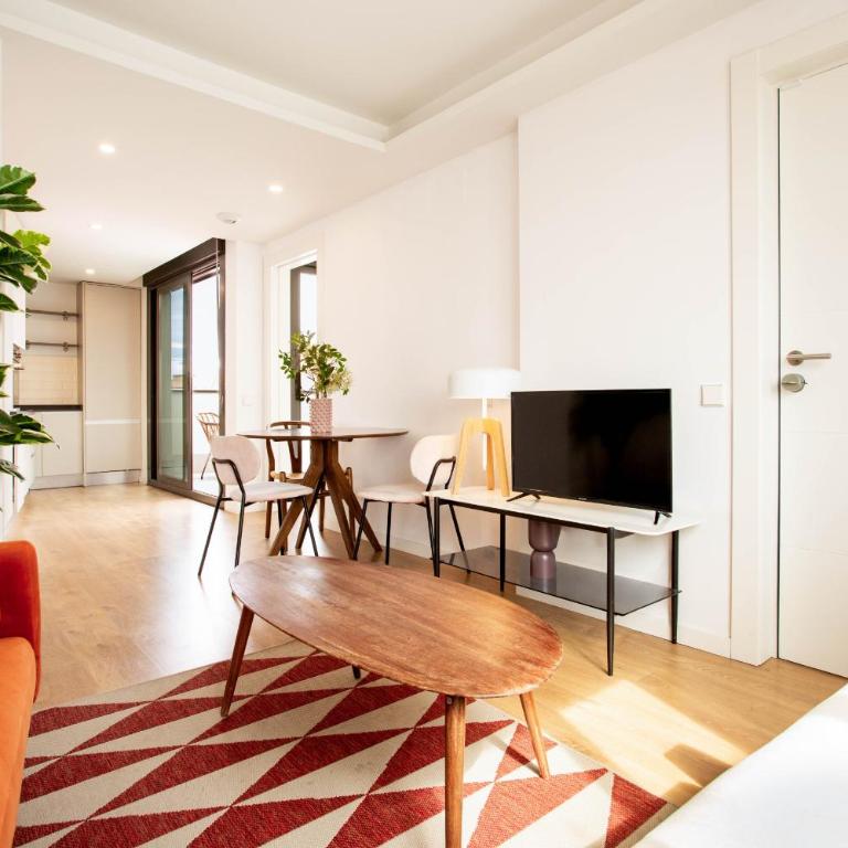 Rubik en Madrid - One Bedroom with Terrace - 4
