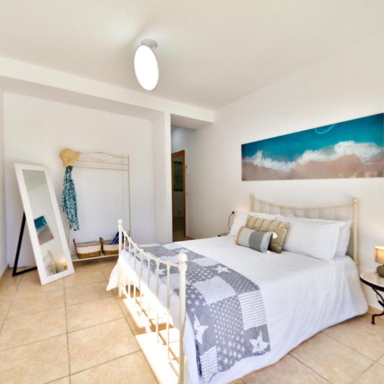 Villa Hibiscus - A modern villa for 10 guests - Villa - 2