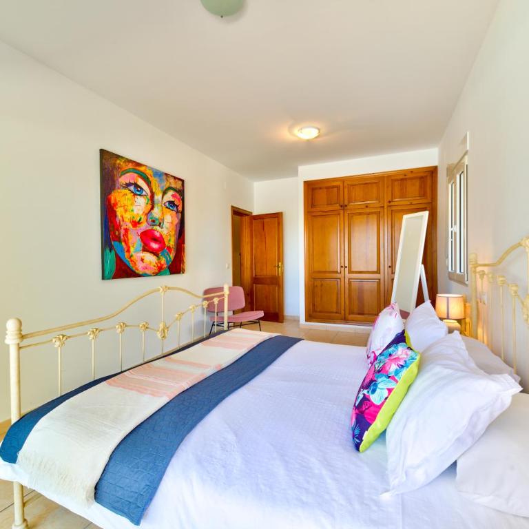 Villa Hibiscus - A modern villa for 10 guests - Villa - 23