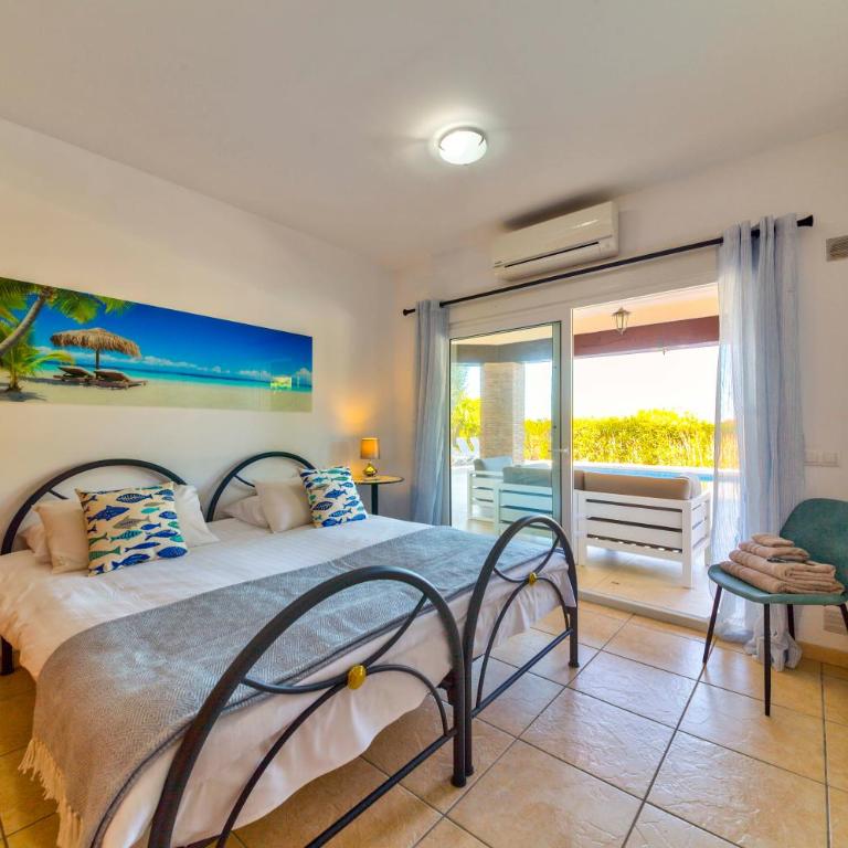 Villa Hibiscus - A modern villa for 10 guests - Villa - 37