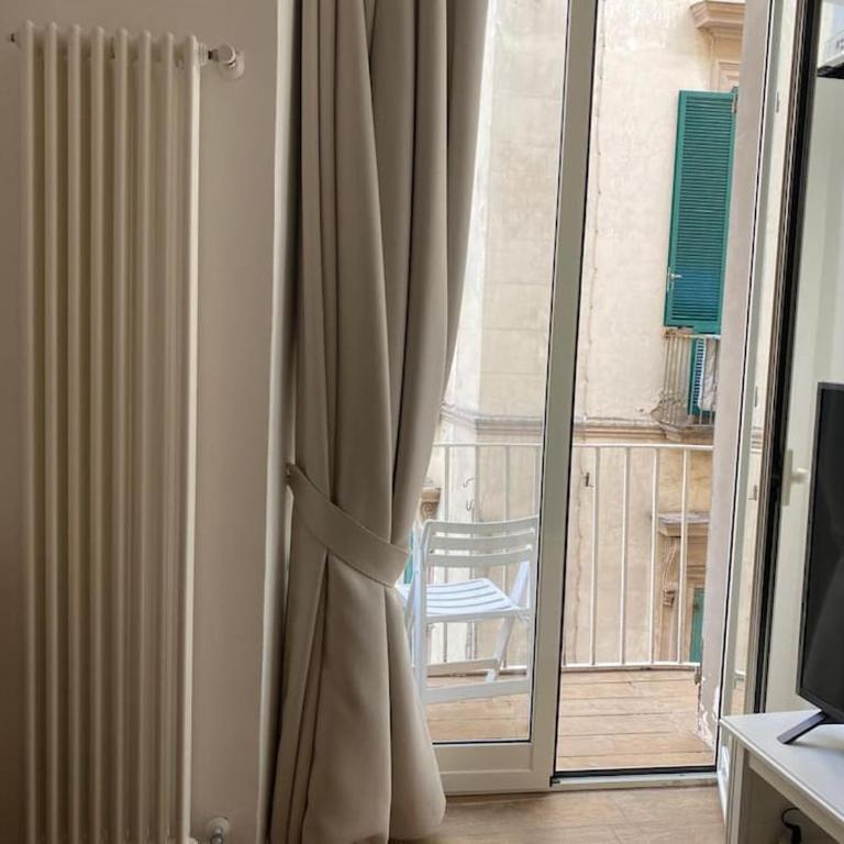 CASA SANGIÓ Appartamento nel cuore di Napoli - Appartamento con 2 Camere da Letto - 10
