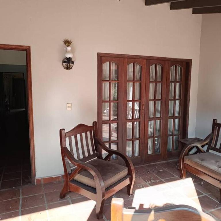 Casa entera con jardín en Luque! - One-Bedroom House - 9