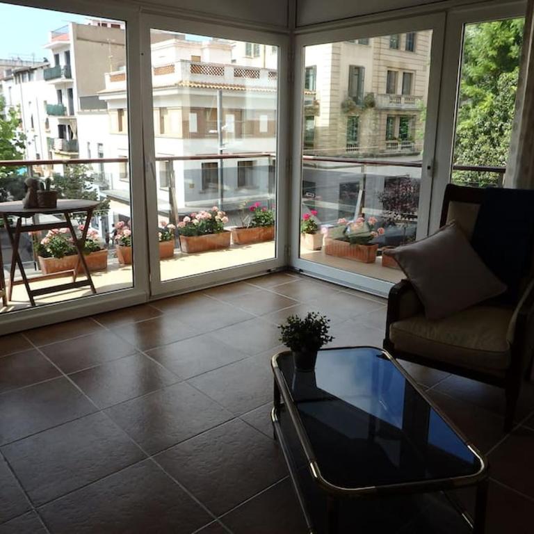 Lola Apartment Sea Front view in Downtown Blanes - Apartamento de 3 dormitorios - 2