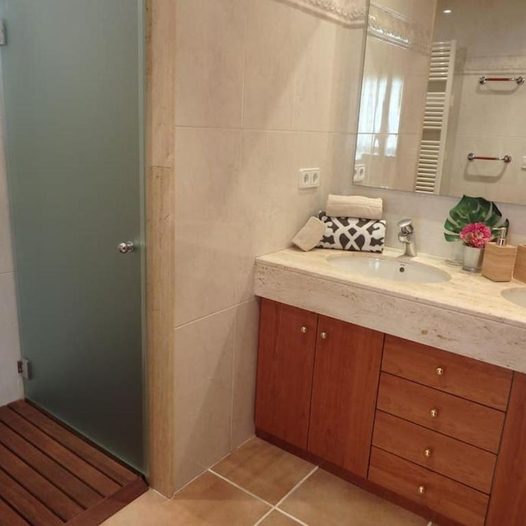 Lola Apartment Sea Front view in Downtown Blanes - Apartamento de 3 dormitorios - 12