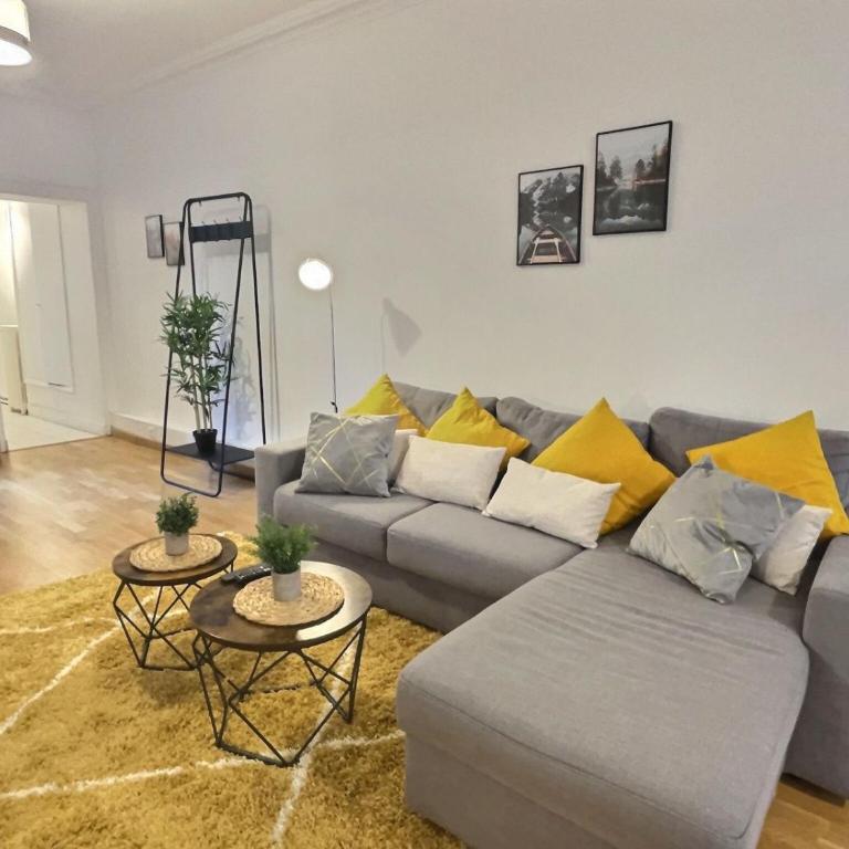 Plein centre 8pers 4ch 2sdb, Terrasse, billard Angers ROE - Appartement - 2