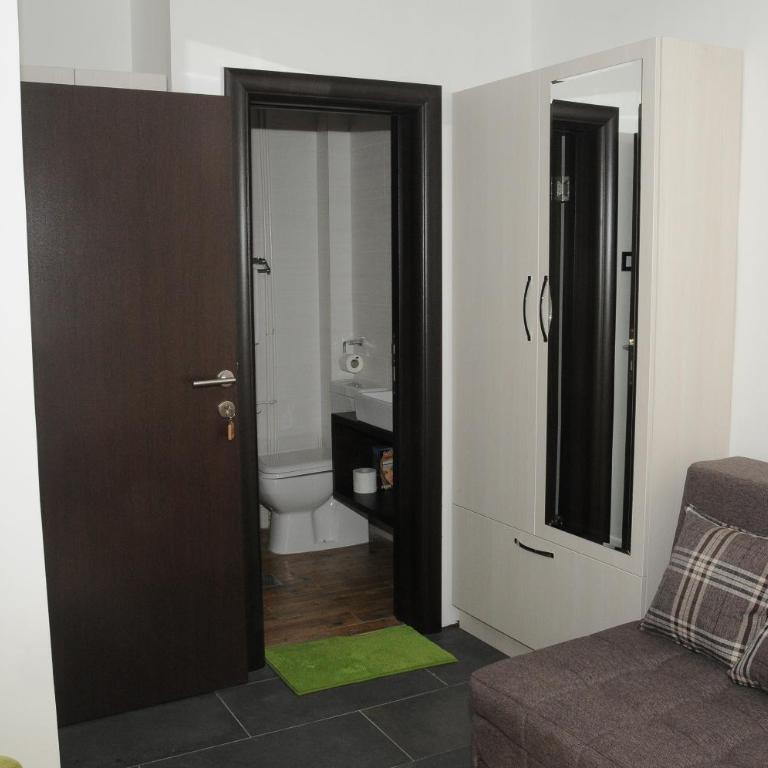 AS Apartments - Standard Triple Room - 1