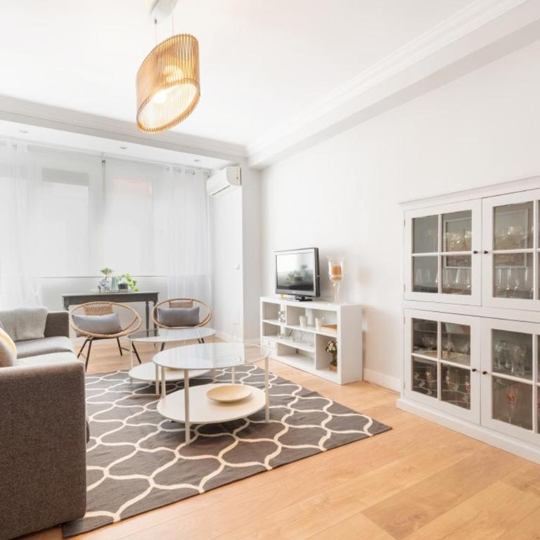 Bright Luxury W Parking - Madrid - Apartamento - 2