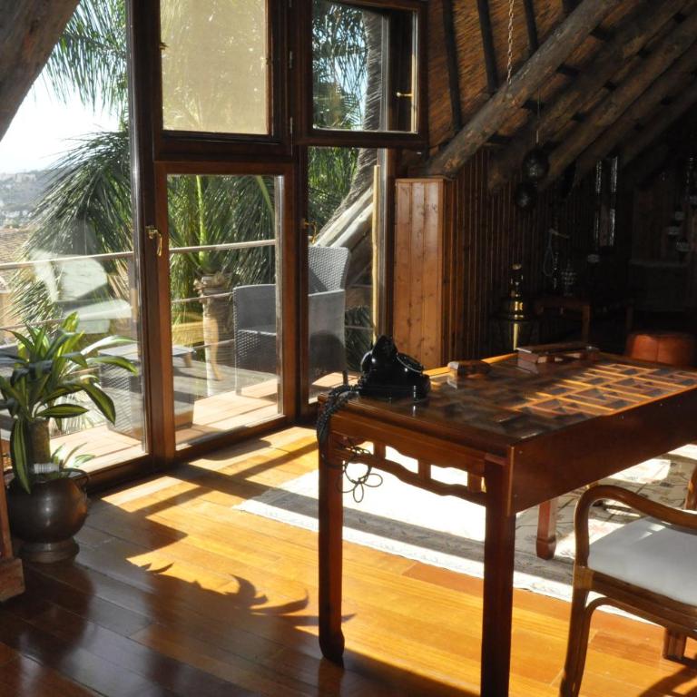 Indonesian Palace Luxurious Boutique - Villa - 25