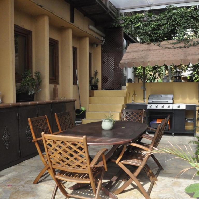 Indonesian Palace Luxurious Boutique - Villa - 38