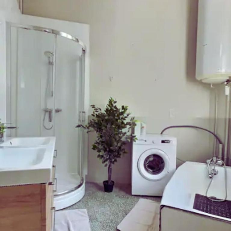 PleinCentre 4ch 2sdb 9p Angers St Denis - Appartement - 2