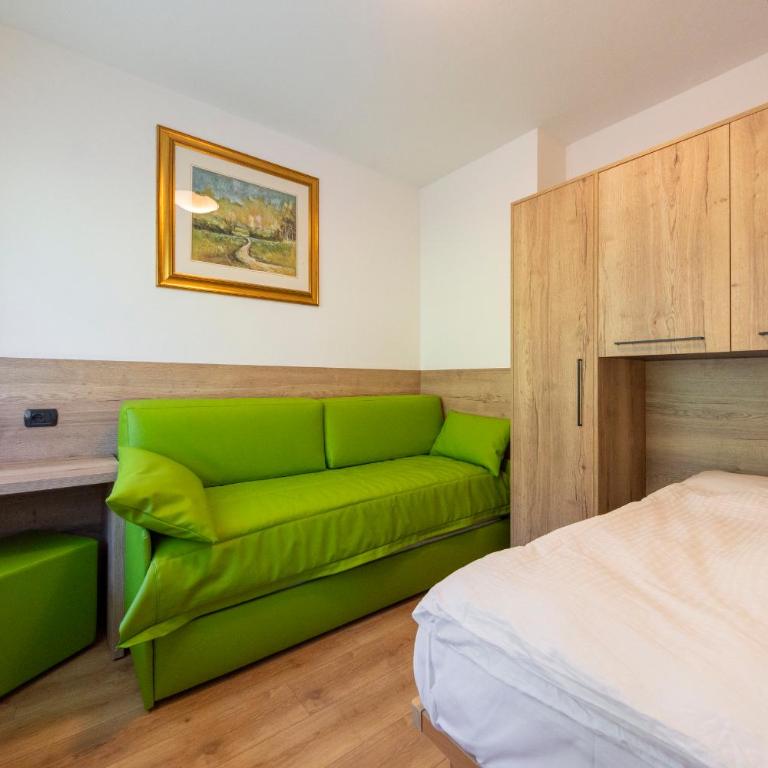 Villa Gemmy - Camera Familiare (2 Adulti + 2 Bambini) - 8