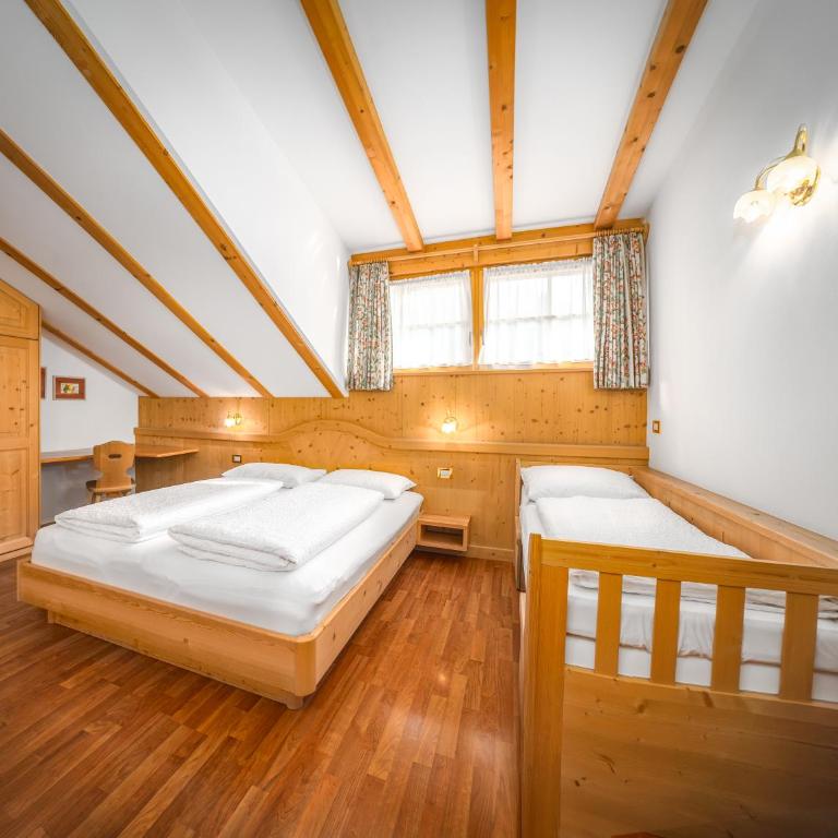 Anna Lodges Dolomites - Appartamento con 2 Camere da Letto e Balcone - 2