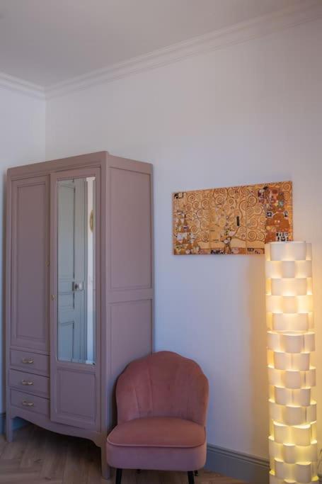 Magnifique appartement 3 étoiles, 2 salles de bain, 2 chambres à coucher, plage, hyper centre, entièrement rénové - Two-Bedroom Superior Apartment - 77