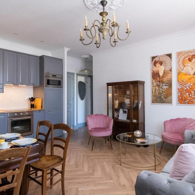 Magnifique appartement 3 étoiles, 2 salles de bain, 2 chambres à coucher, plage, hyper centre, entièrement rénové - Two-Bedroom Superior Apartment - 38