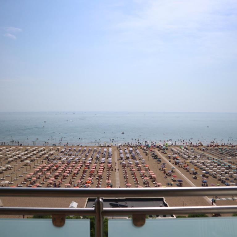 Occidente - Appartamento con 2 Camere da Letto e Vista Mare - 10