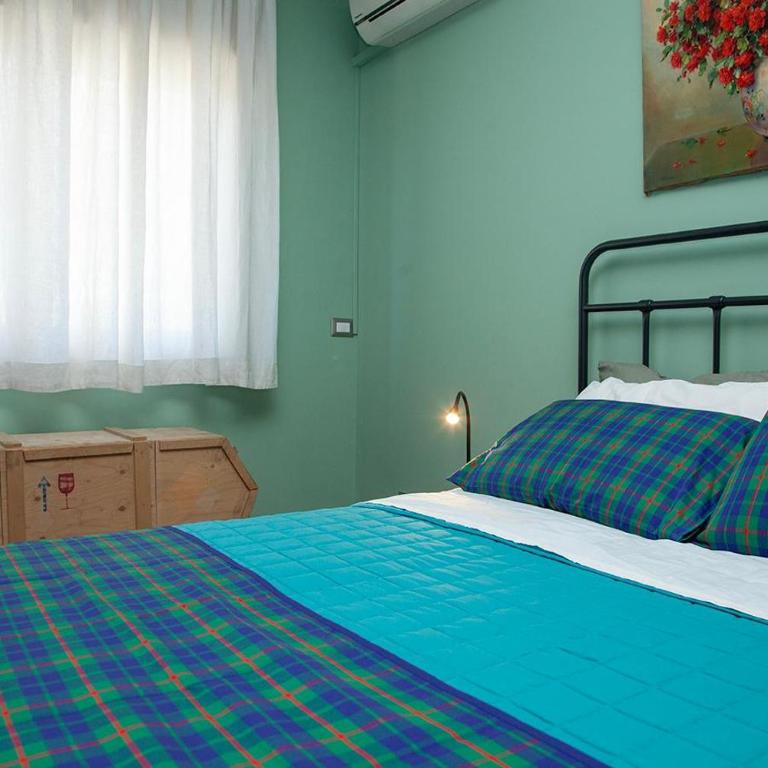 Casa Adele - Three-Bedroom Apartment with Park View - 38