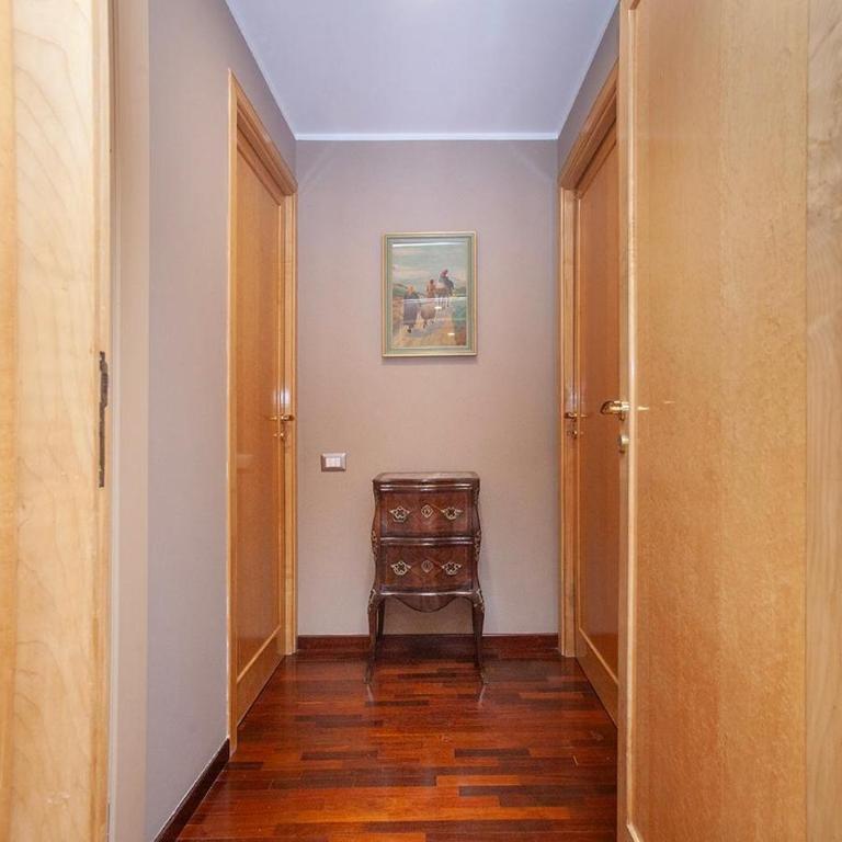 Casa Adele - Three-Bedroom Apartment with Park View - 26