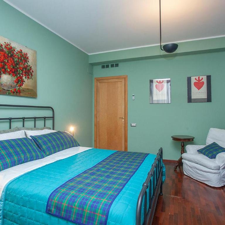 Casa Adele - Three-Bedroom Apartment with Park View - 39