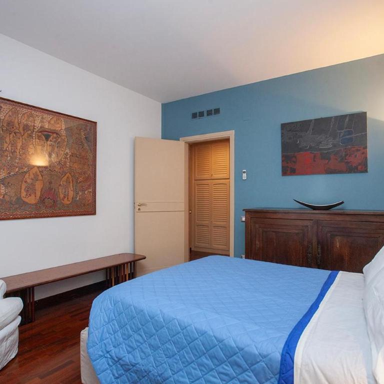 Casa Adele - Three-Bedroom Apartment with Park View - 44