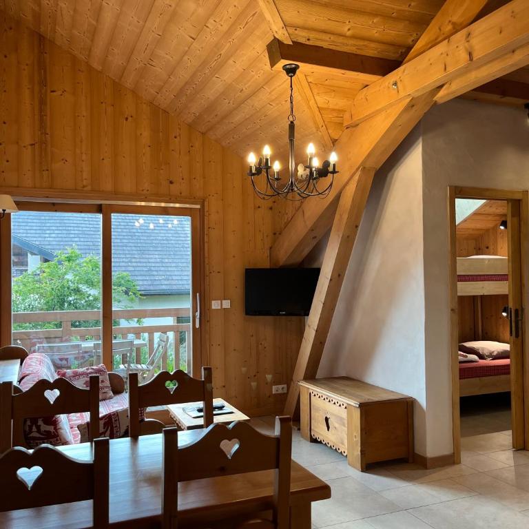 Gîte Balnéo Au Coeur des Alpes - Apartment mit 1 Schlafzimmer (4 Erwachsene) La Soldanelles - 10