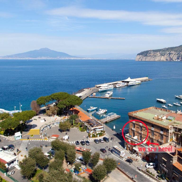 Terrace by the sea - Entire property with terrace - Two-Bedroom Apartment with Terrace and Sea View - 1