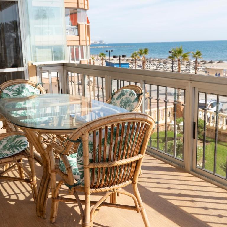 Sol y Playa -Frente al Mar - Apartamento de 3 dormitorios - 1