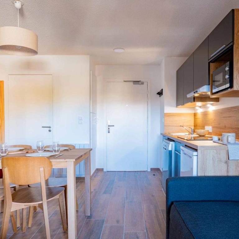 Résidence Arya - Living Stone - Appartement Supérieur 2 Chambres avec Balcon - 7