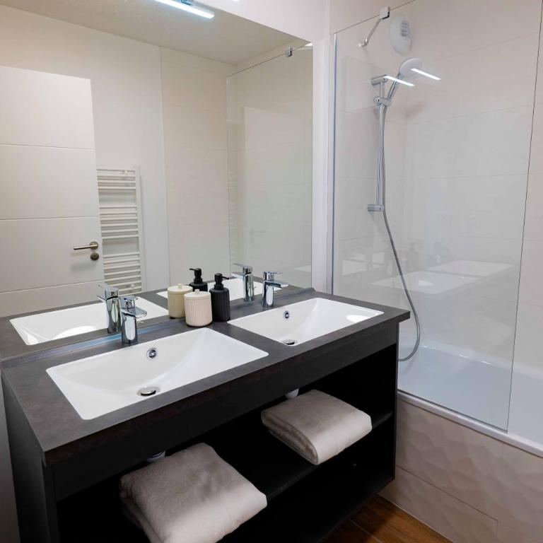Résidence Arya - Living Stone - Appartement Supérieur 2 Chambres avec Balcon - 9