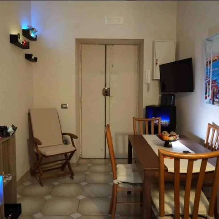 081 stazione centrale home - Appartamento con 1 Camera da Letto - 12
