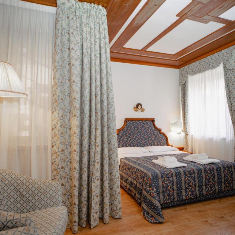 Hotel Sporting - Camera Familiare Superior - 2
