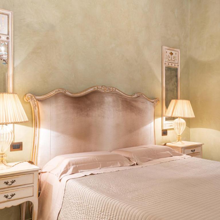 Corte Farina Suites - Deluxe Double Room with Shower - 6