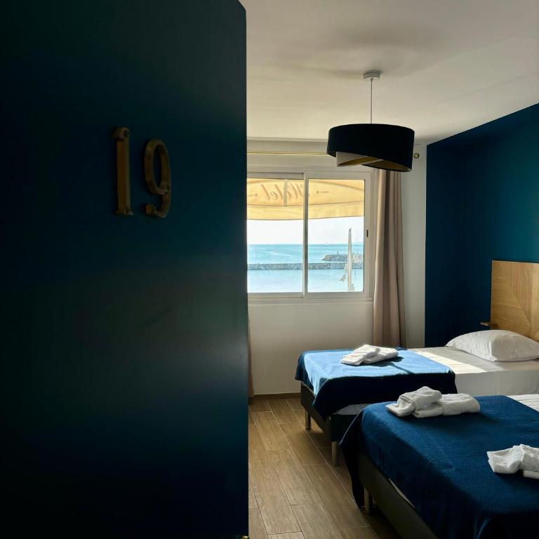 L'Hôtel De La Plage - Chambre Triple - Vue sur Mer - 1