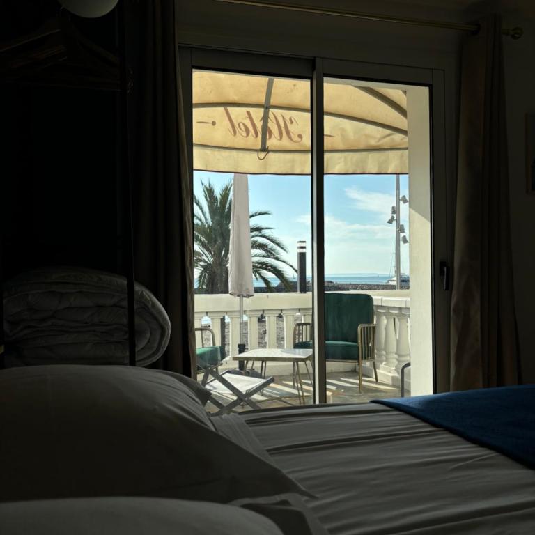 L'Hôtel De La Plage - Chambre Double avec Terrasse - 4