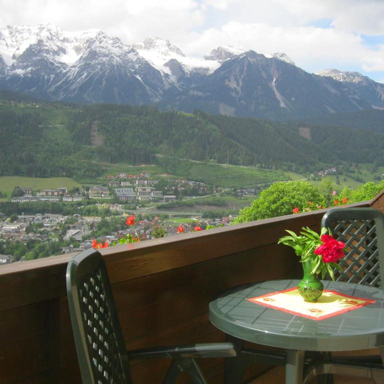 Spreitzhof - Appartements - Doppelzimmer mit Balkon - 3