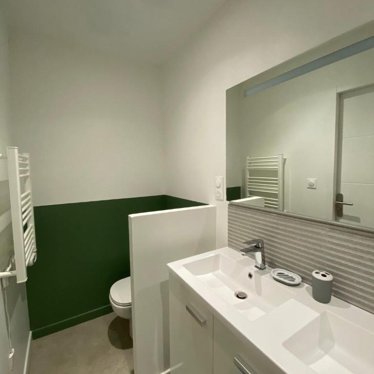 Les Pics du Courtat - Three-Bedroom Apartment - 3